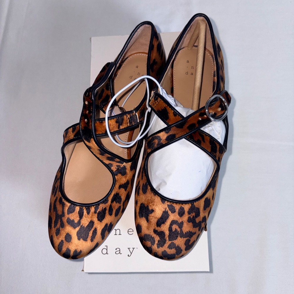 A‎ New Day Tamsin Flats 6 Leopard Brown NEW Crisscross Mary Jane Buckle Shoes